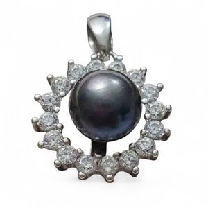 Gunmetal Pearl Cubic Zirconia .925 Sterling Silver Pendant
